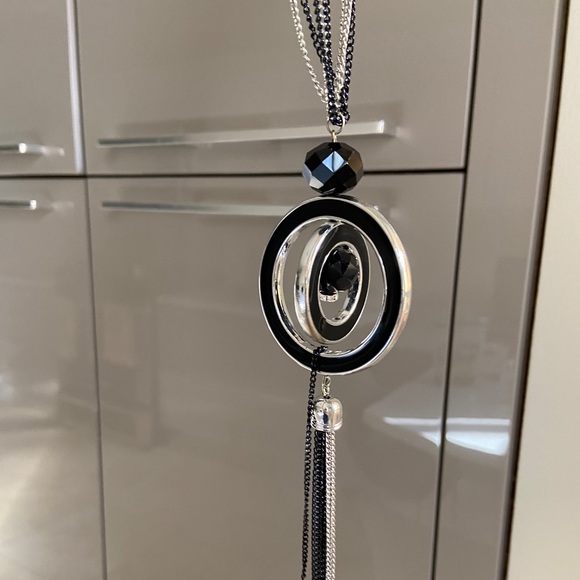Jewelry - Unique necklace with black and silver accents